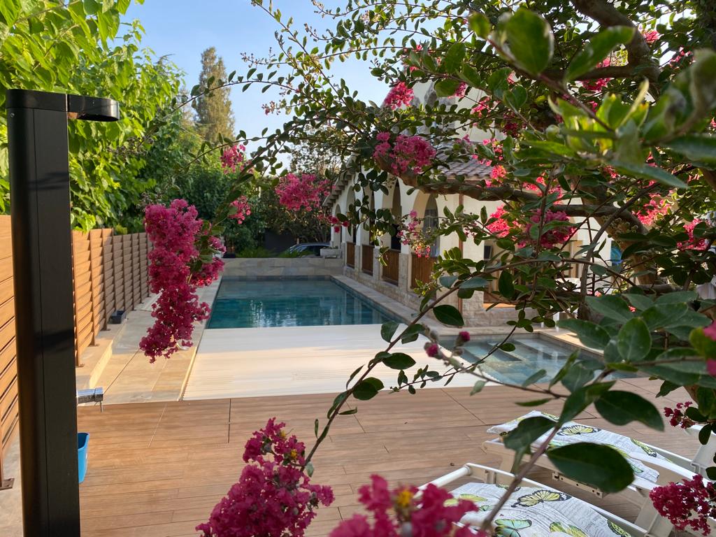 Piscina RosaGres a Sant Cugat