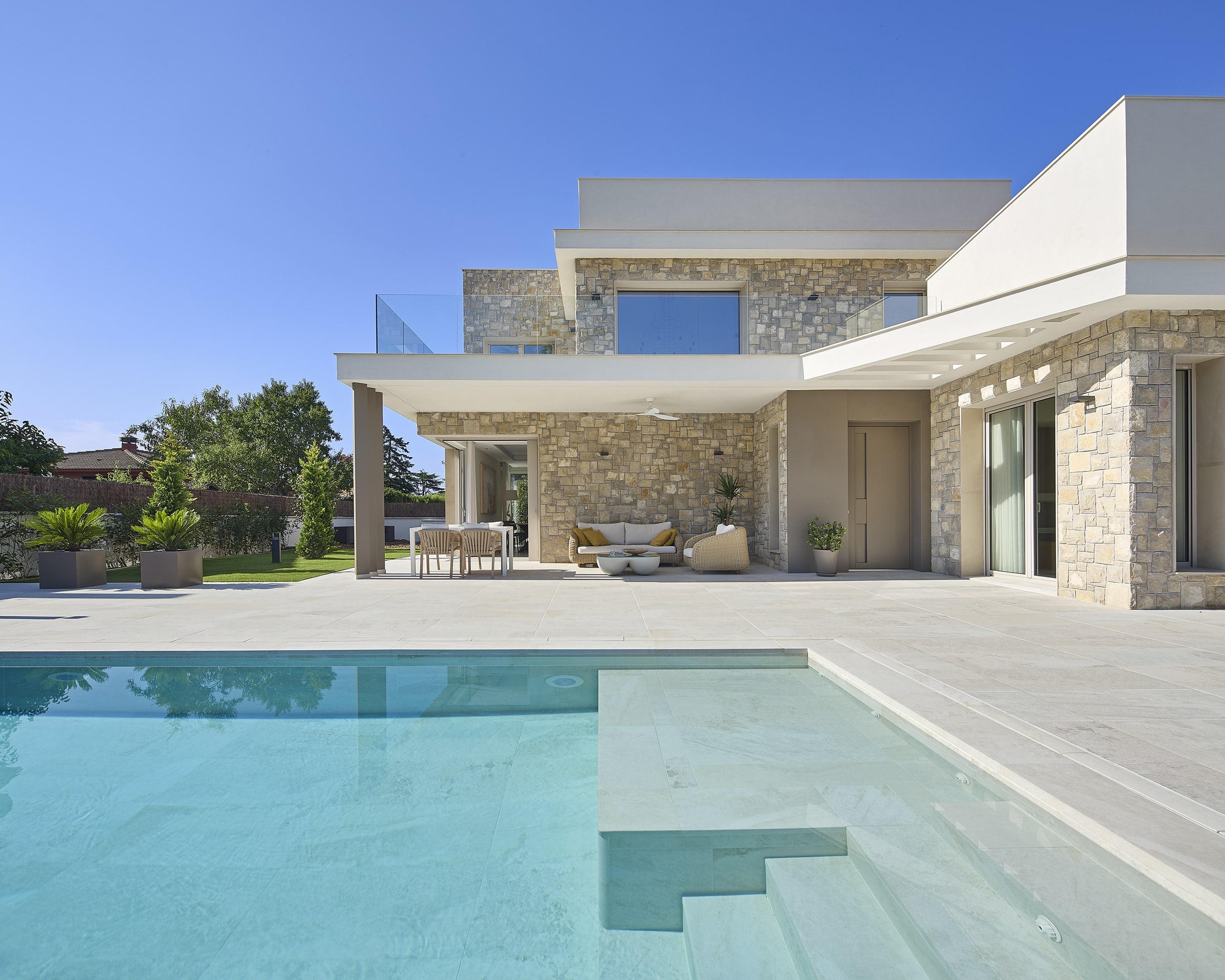 Piscina INOUT a Collbató