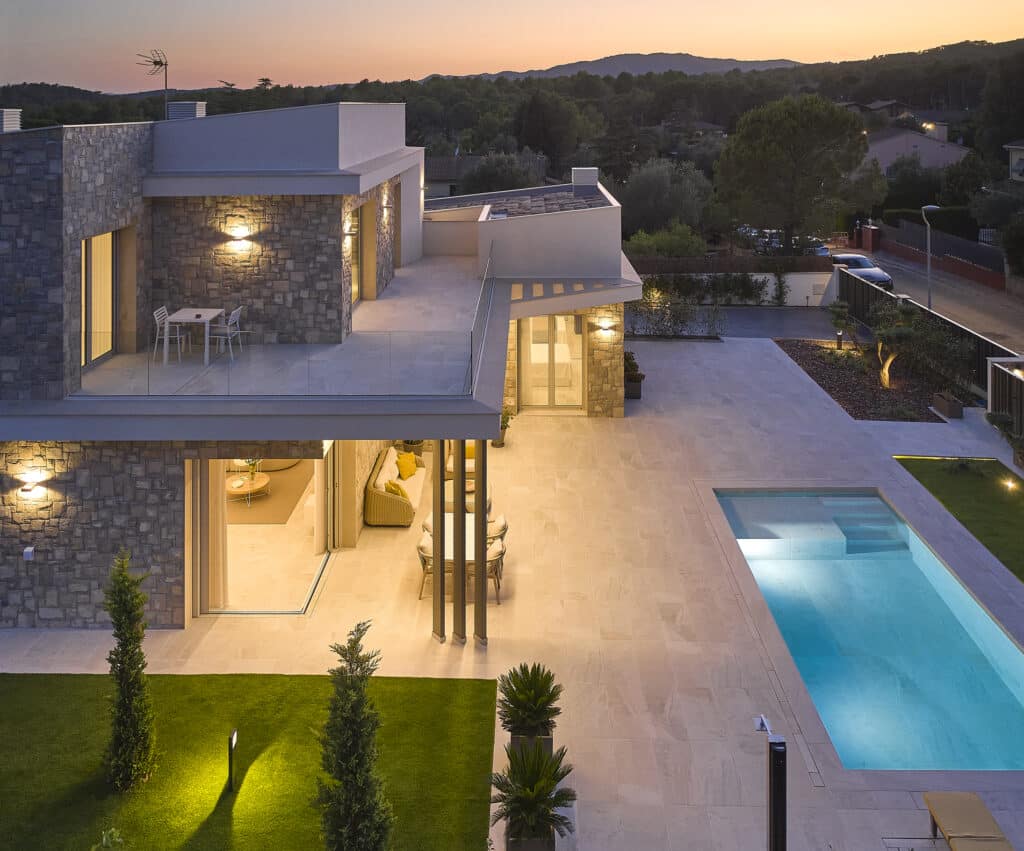 Piscina INOUT a Collbató