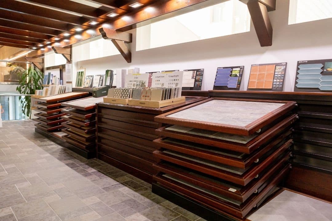 Rajola de gres esmaltat en reforma de vivenda residencial